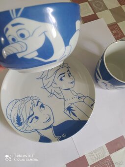 Frozen sada porcelanova NOVA - 20eur - 4