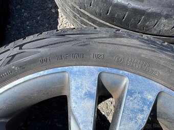 Original 18" Mercedes-Benz kolesa 225/45 R18 - 4
