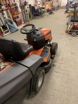 Kosačka na trávu s pojazdom Husquarna CTH 173 - 4
