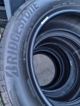 225/55R17 Bridgestone turanza 8mm - 4
