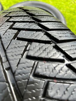 Continental 215/55 R17 98V XL - 4