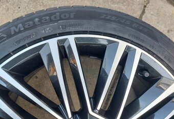 Predám gumy Matador Hectorra 5 - 225/45R18 - 4