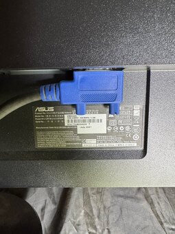 Monitor ASUS - 4