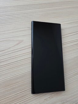 Predám Samsung Galaxy S22 Ultra – 12GB RAM a ROM: 256GB - 4