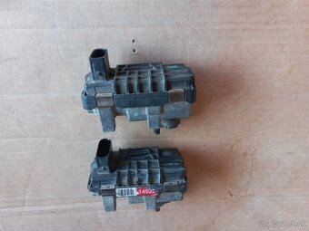 predam hadicu serva a ventil turba a riad. ventil. na ford - 4