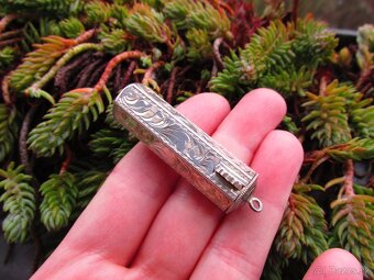 Staré strieborné púzdro na rúž, Ag 900 - 4