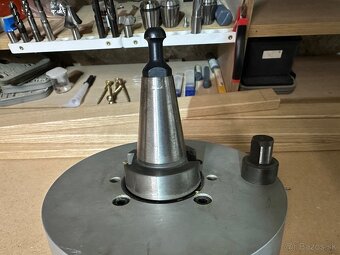 cnc pílový agregát iso30 - 4