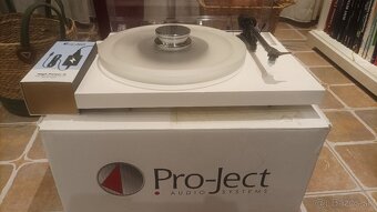 Pro-ject Debut Carbon (DC) - 4