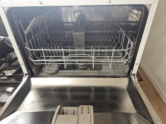 Stolova umyvacka Bosch - 4