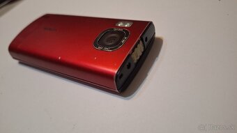 Nokia 6700s červená - 4