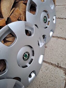 Puklice Škoda Fabia - 4