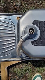 Kuchynský nerezový drez - 4