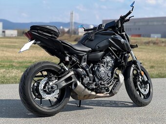 Yamaha MT 07 - 4