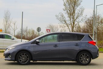 Toyota Auris 1.6 l Valvematic Active - 4