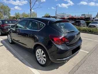 Opel Astra 1.4 Turbo 140k Smile - 4
