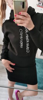 Teplakové šaty Calvin Klein - 4