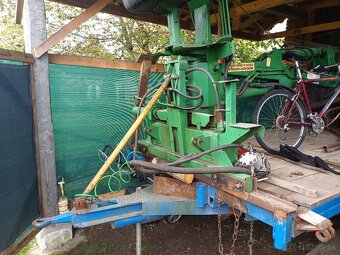 Vlecka s hydraulickou rukou. - 4