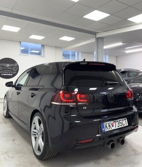 Volkswagen Golf R 2.0 TFSI 199Kw 4Motion - 4