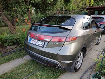 Honda Civic 1.8 - 4