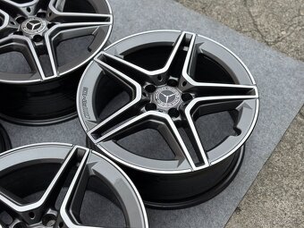 MERCEDES A35 C GLC 5X112 R18 AMG 7,5J ET33,5 - 4