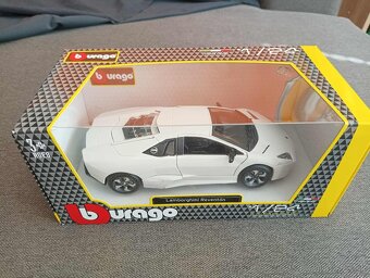 Lamborghini Reventón 1/24 Bburago - 4