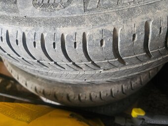 Plechové disky R14 s letnými pneumatikami - 4