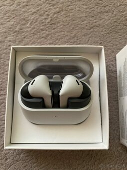 Samsung Galaxy Buds3 FE - 4