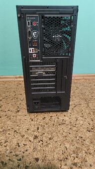 Ryzen 2600/RX580/16GB RAM/250GB SSD/2TB HDD - 4