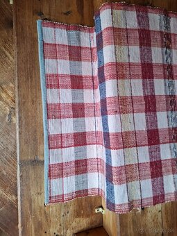 Bielo cervena kocka - 4