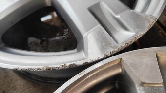 5x114.3 R18 Toyota originálne elektróny - 4