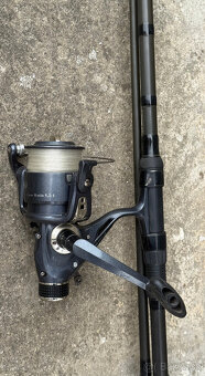 Rybárske prúty (udice) s navijákmi - 4