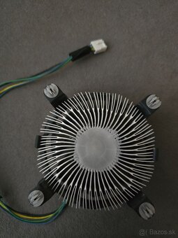 I3-4150 + Intel chladič - 4