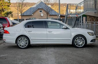 Škoda Superb 2.0 TDI CR 170k Elegance DSG - 4