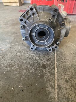 Can-Am Renegade Outlander G2 Zadny diferencial - 4