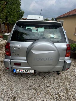 Toyota Raw 4x4 - 4