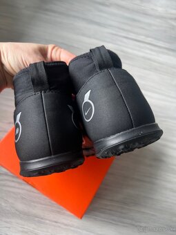 Futbalové tenisky, kopačky Nike JR Superfly 8 Club TF - 4