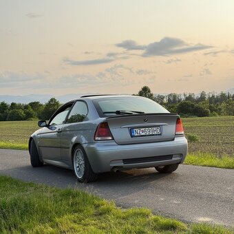 BMW 318ti Compact E46 - 4