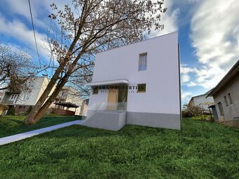 Pozemok 1096 m2 s rodinným domom na rekonštrukciu - 4