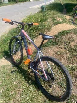 Cube 27.5” - 4