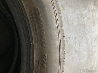 235/50R18 letné - 4
