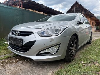 Predám alebo vymením Hyundai i40 1.7 TDi 100kw Rok 2012 - 4