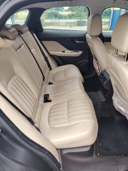 Jaguár F-pace - 4
