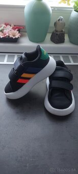 Botasky Adidas velkost 23 - 4