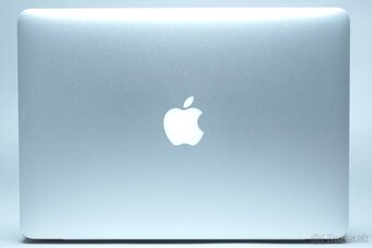 ZÁRUKA/Macbook Pro 13.3"/I5 2.6GHZ/8GB RAM/256GB SSD/CZ - 4