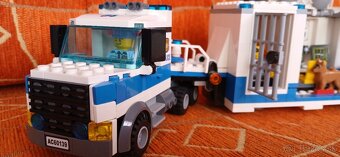 Lego City 60139 Mobilné veliteľské centrum - 4