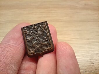 čapicové vojenské odznaky 1.ČSR cca 1930 - 4