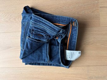 Predám rifle HUGO BOSS 31/32 - 4