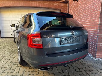 ŠKODA OCTAVIA RS 2.0 TSI 162kW MANUÁL - 4