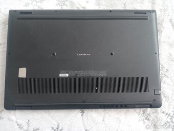 rozpredám na diely notebook Dell Latitude 3520 - 4