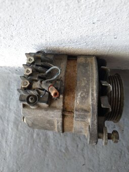 Alternátor na Ford Sierra - 4
